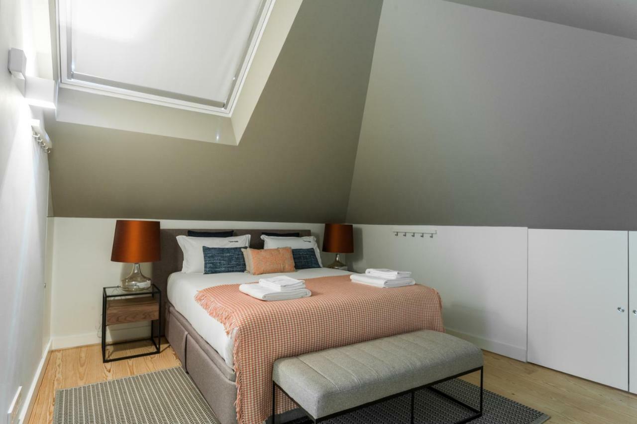 Flh Bairro Alto Design Flat Apartment ลิสบอน ภายนอก รูปภาพ